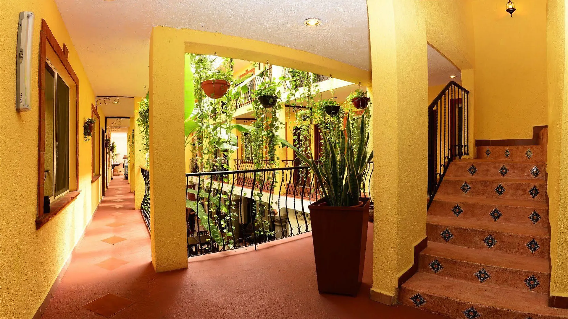 ***  Hotel Hacienda Mariposa Playa del Carmen Mexico