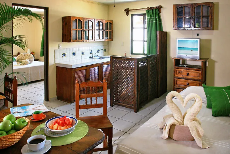 ***  Hotel Hacienda Mariposa Плая-дель-Кармен Мексика