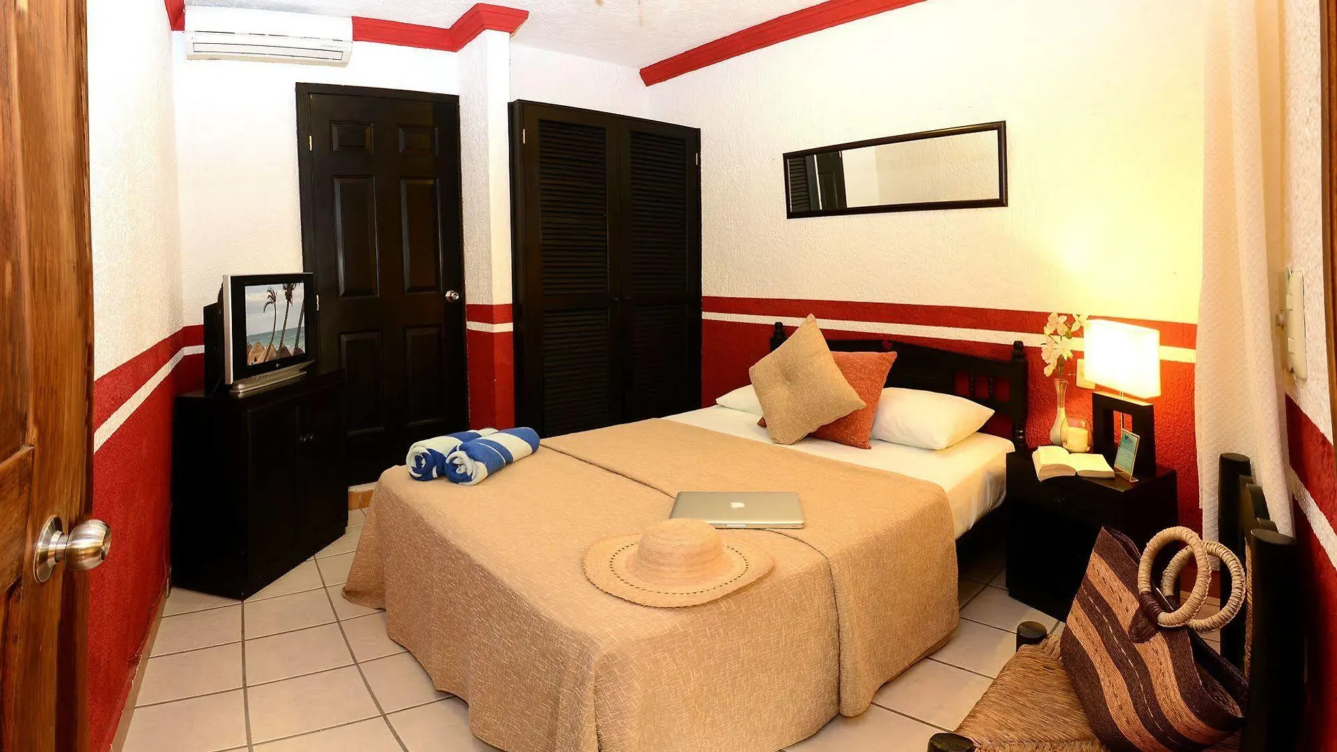 Hotel Hacienda Mariposa Плая-дель-Кармен